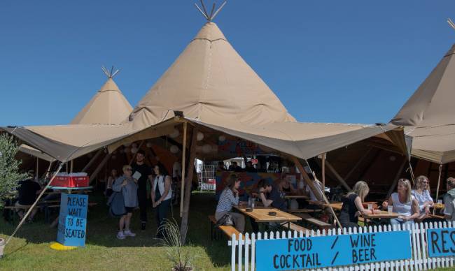 festival cocktail bar