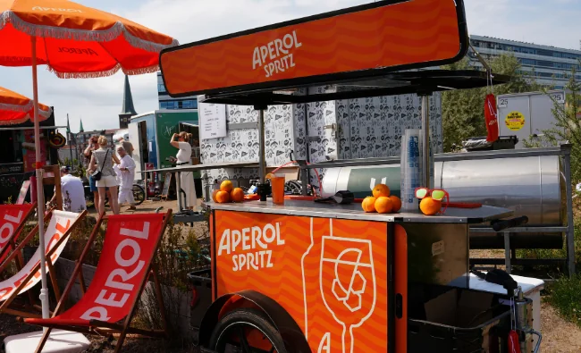 Aperol Spritz stand ved Tall Ship Race